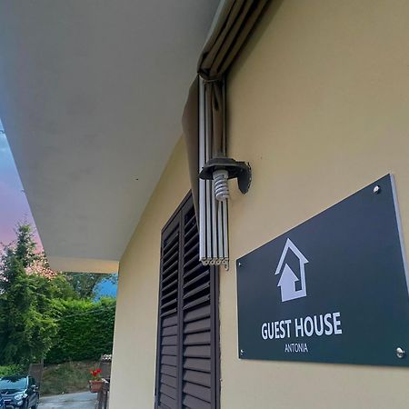 Guesthouseantonia อาเวลลีโน ภายนอก รูปภาพ