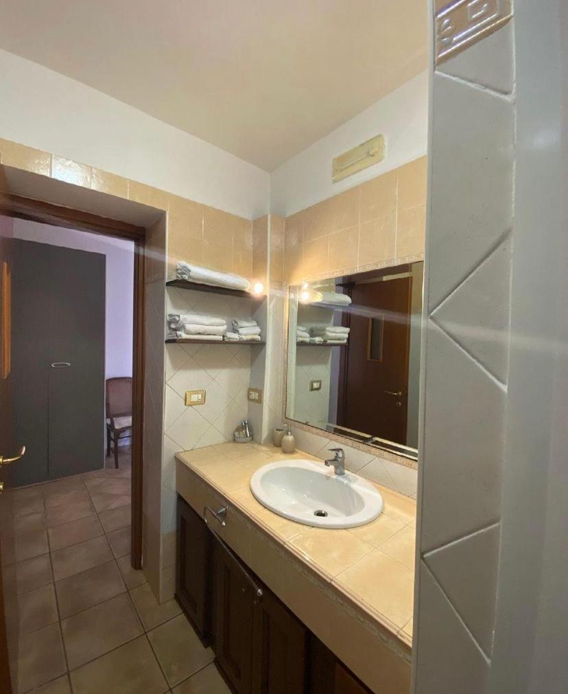 Guesthouseantonia อาเวลลีโน ภายนอก รูปภาพ