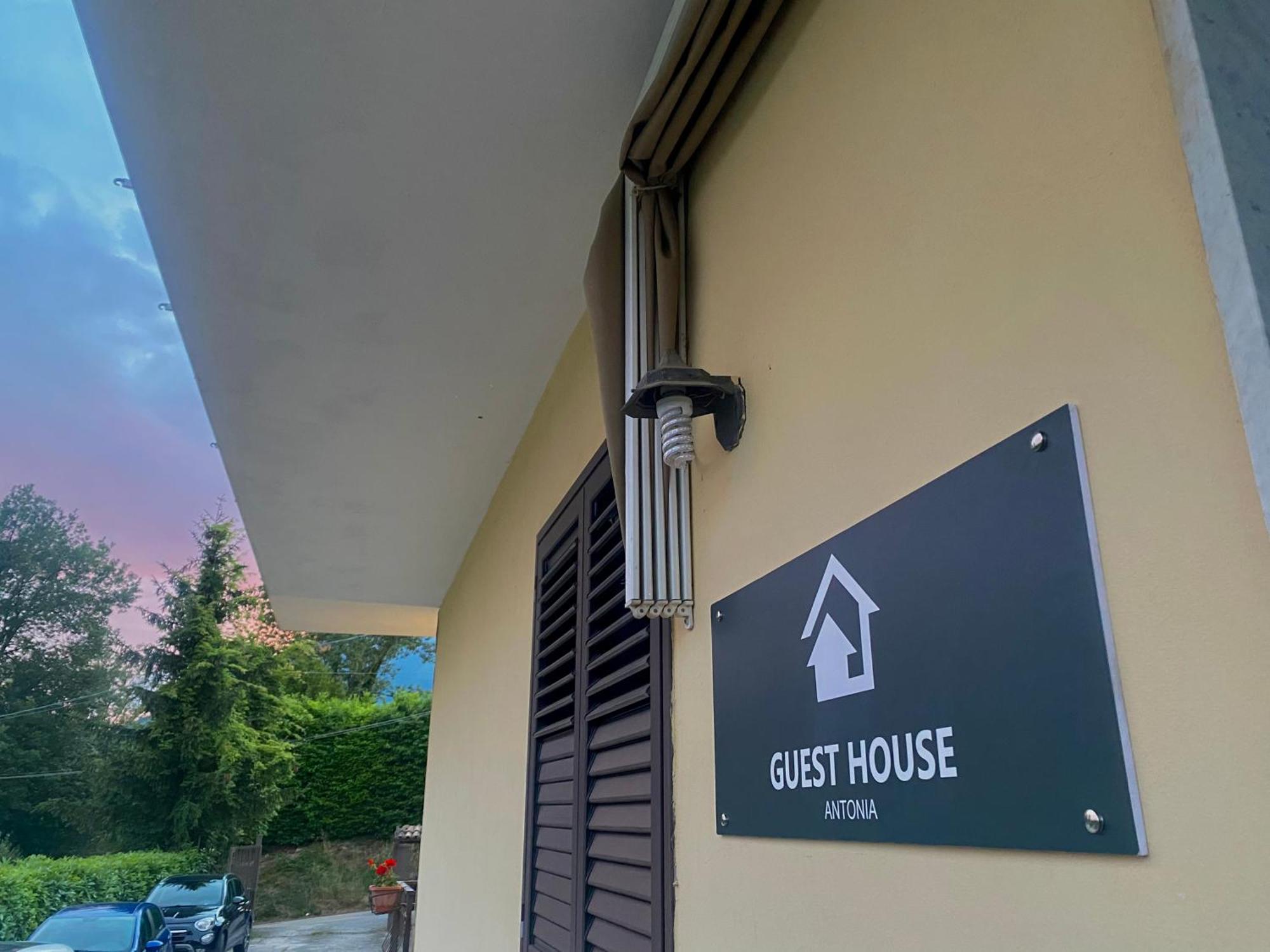 Guesthouseantonia อาเวลลีโน ภายนอก รูปภาพ